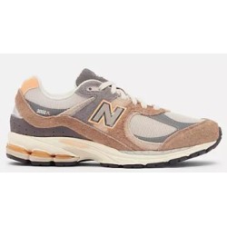 New Balance 2002R