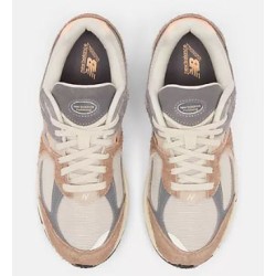 New Balance 2002R