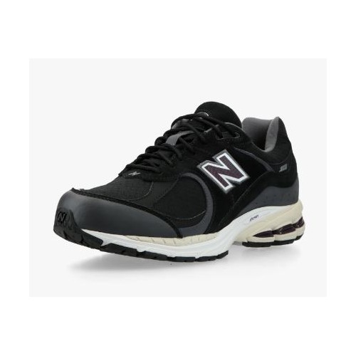 New Balance 2002R Gore-tex
