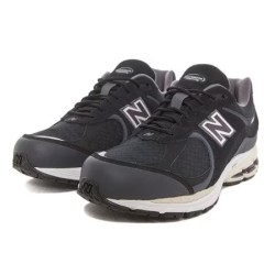 New Balance 2002R Gore-tex