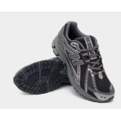 New Balance 1906R