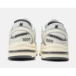 New Balance 1000
