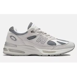 New Balance Made in UK 991v2 