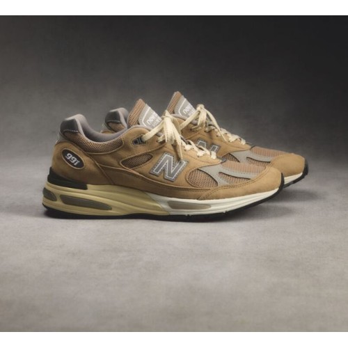 New Balance Made in UK 991v2 