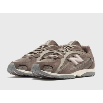 New Balance 204L  2