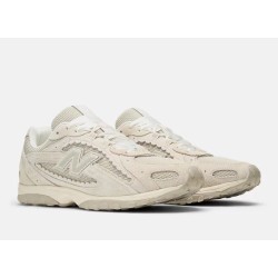 New Balance 204L