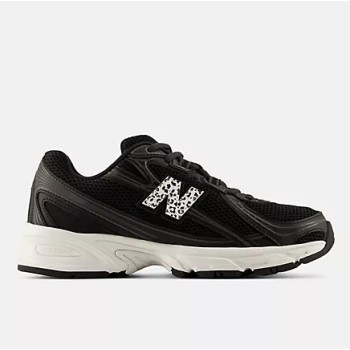 New Balance 740 