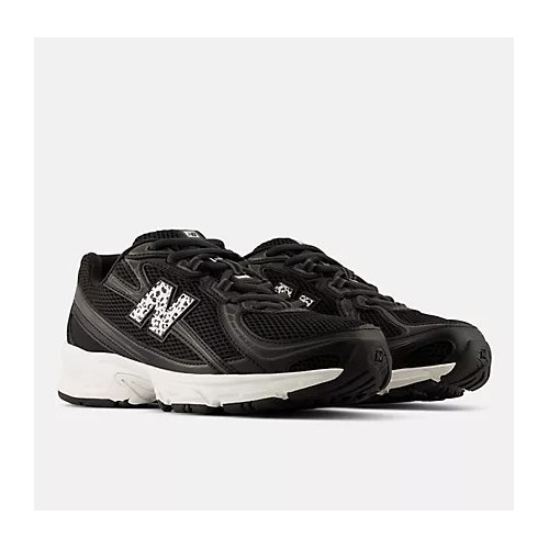 New Balance 740 