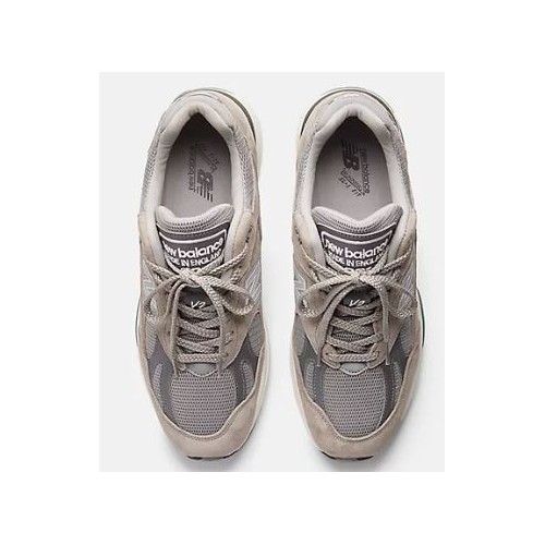New Balance Made in UK 991v2 