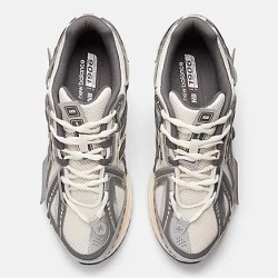 New Balance 1906A
