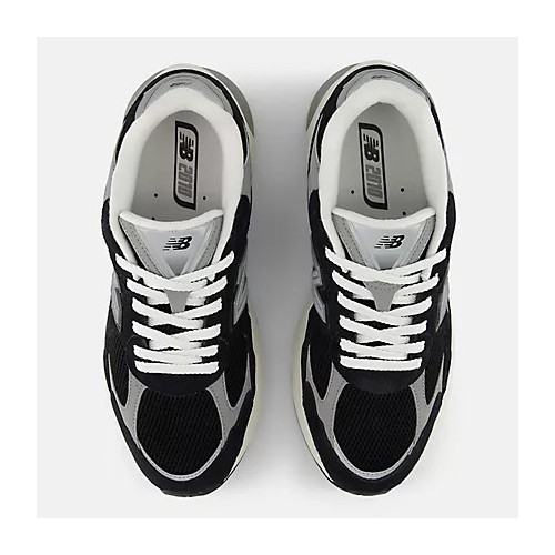 New Balance 2010
