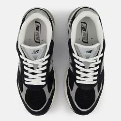 New Balance 2010