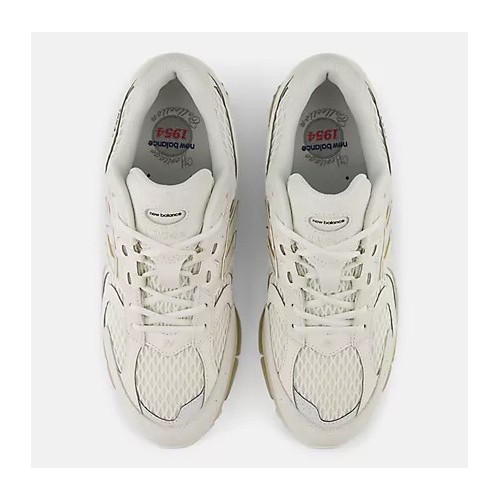 New Balance 1954R