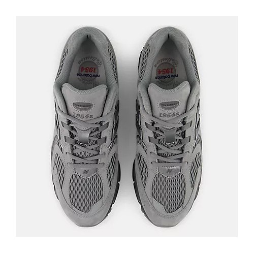 New Balance 1954R